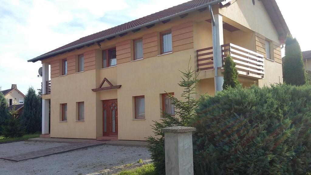 Bodzavirag Apartman Zalakaros Exterior photo